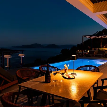 Pantea Luxury Vassiliki