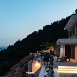 Pantea Luxury Vasiliki