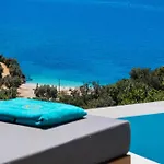 Pantea Luxury Villa