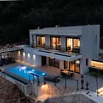 Villa Pantea Luxury