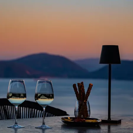 Pantea Luxury * Vasiliki (Lefkada)